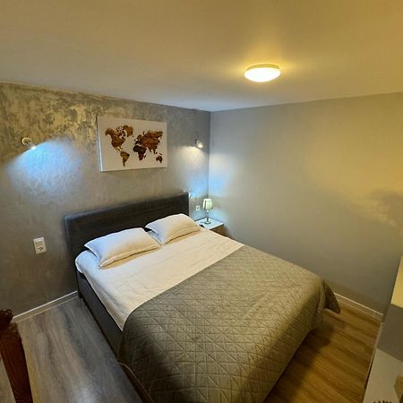 City Center Apartman Satu Mare Exterior photo