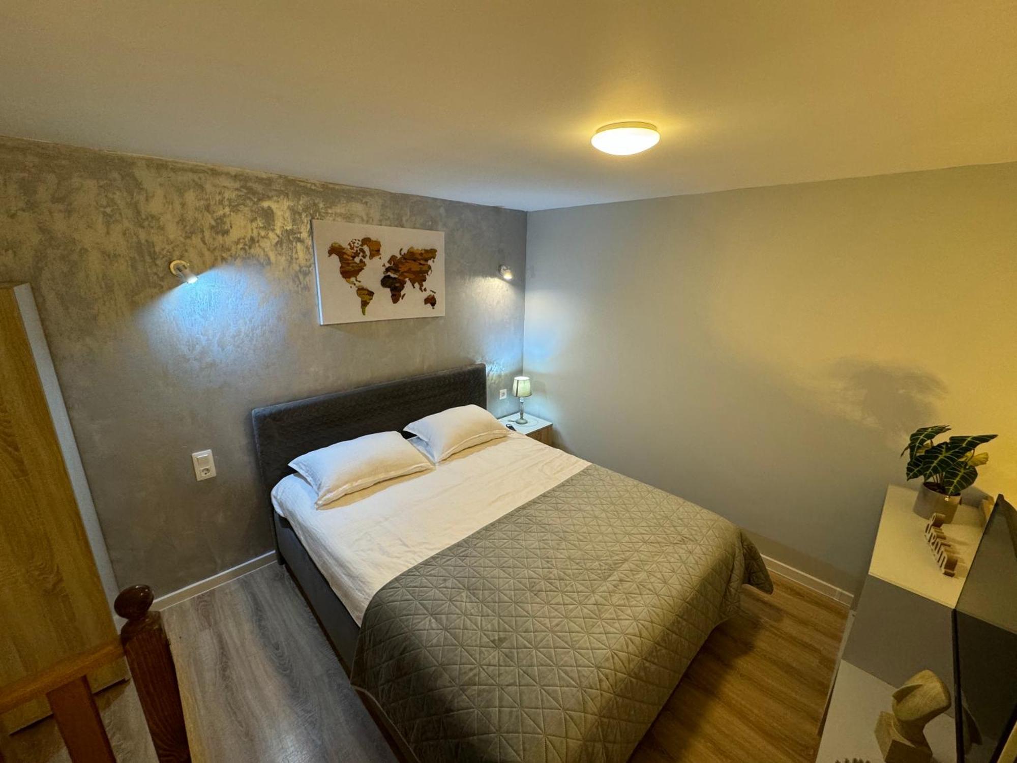 City Center Apartman Satu Mare Exterior photo
